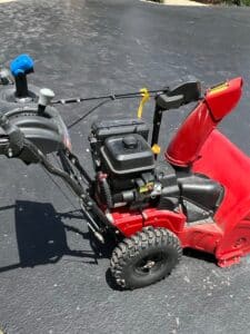 Toro-Power-Max-OE-Snow-Blower-third-image