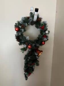 Vintage-Christmas-Wreath-with-Ornaments-and-Bell