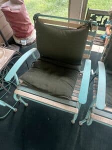 Vintage-Howell-Company-Metal-Patio-Chairs-with-Cushions