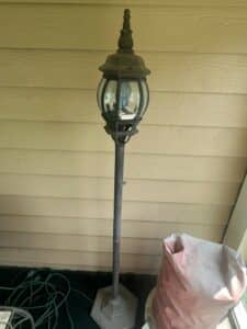 Vintage-Pedestal-Lamp-Post
