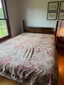 Vintage-Wooden-Four-Poster-Bed-Frame