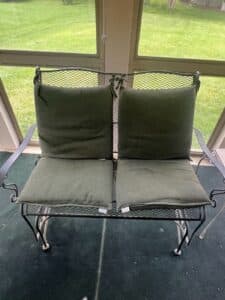 Woodard-Briarwood-Wrought-Iron-Glider-Loveseat-with-Cushions