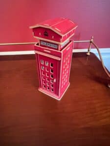 Wooden-British-Telephone-Box-Model-Money-Box