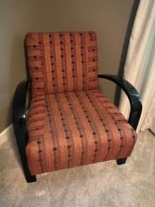 Mike-Design-Atelier-Lounge-Chair-and-Ottoman-third-image