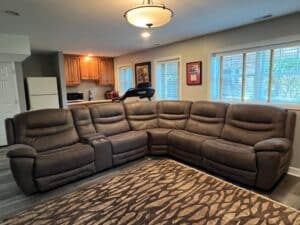 Power-Reclining-Piece-Sectional-with-Console-USB-second-image