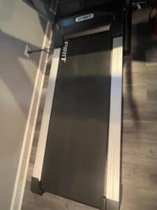Spirit-XT-Treadmill-B