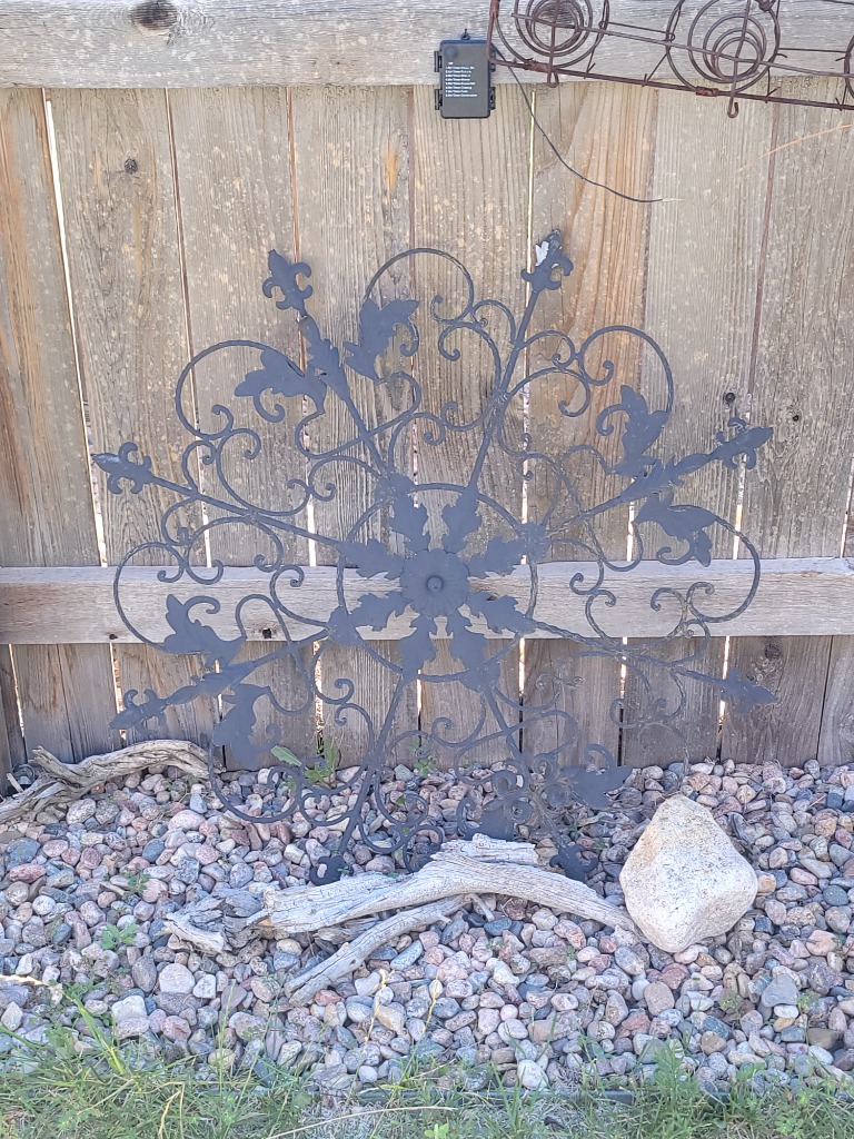 Cheyenne – Great Decor Items, Yard Decor, King Bedroom Set