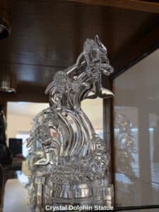 Crystal-Dolphin-Statue
