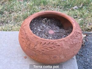Terra-cotta-pot