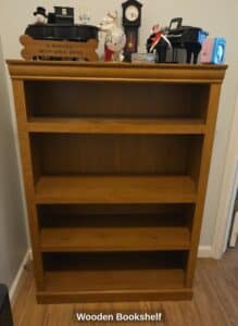 Wooden-Bookshelf