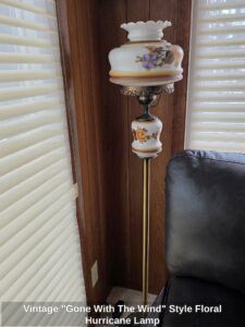 Vintage-Gone-With-The-Wind-Style-Floral-Hurricane-Lamp