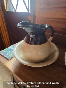 Vintage-McCoy-Pottery-Pitcher-and-Wash-Basin-Set