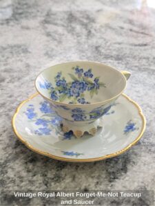 Vintage-Royal-Albert-Forget-Me-Not-Teacup-and-Saucer