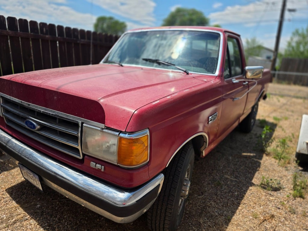 Evans – 1989 Ford F-250, Tools, Trailer, Massage Chair