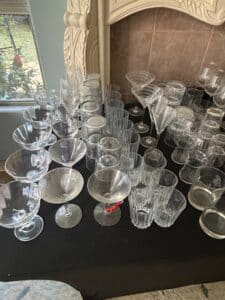 Assorted-Glassware-and-Dinnerware-Set-second-image