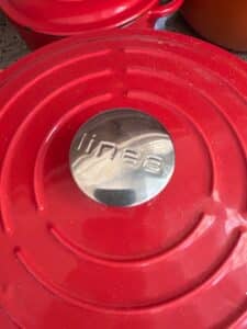 Linea-Enameled-Cast-Iron-Dutch-Oven-and-Skillet-Set-fifth-image