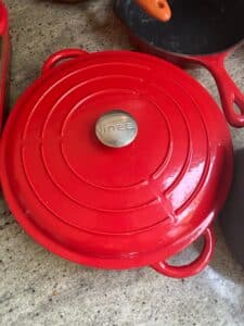 Linea-Enameled-Cast-Iron-Dutch-Oven-and-Skillet-Set-second-image
