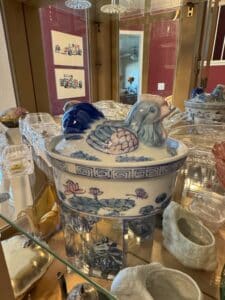 Chinese-Blue-and-White-Porcelain-Duck-Tureen