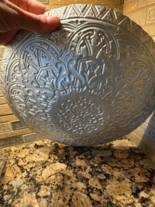 The-Pioneer-Woman-Embossed-Teal-Glass-Salad-Plate-second-image