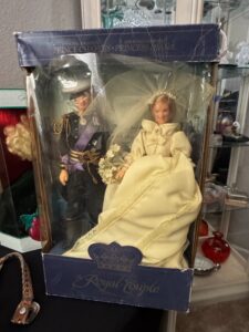 The-Royal-Couple-Prince-Charles-and-Princess-Diana-Wedding-Dolls-by-Goldberger