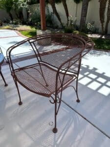 Vintage-Woodard-Wrought-Iron-Patio-Set-second-image