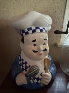 Ceramic-Fat-Chef-Cookie-Jar-third-image
