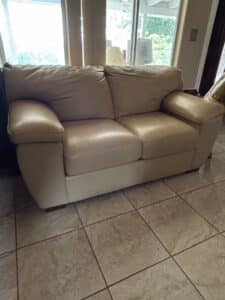Italsofa-Beige-Leather-Loveseat