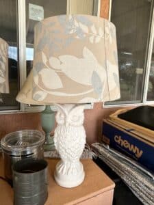 Jonathan-Y-White-Ceramic-Owl-Table-Lamp