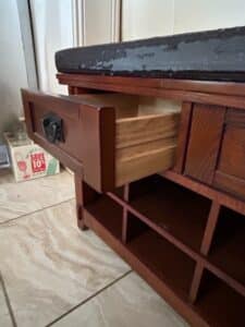 Mission-Style-Oak-Hall-Bench-with-Storage-and-Drawers-fourth-image