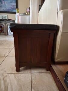 Mission-Style-Oak-Hall-Bench-with-Storage-and-Drawers-second-image