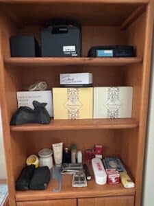 TENS-Unit-with-Accessories
