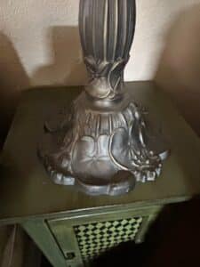 Tiffany-Style-Stained-Glass-Table-Lamp-with-Floral-Base-third-image