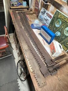 Two-Man-Crosscut-Saws-with-Handles