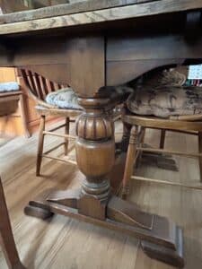 Vintage-Oak-Drop-Leaf-Dining-Table-and-Four-Spindle-Back-Chairs-third-image