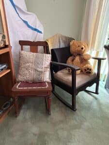 Vintage-Teddy-Bear-Rocking-Chair