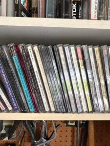 Assorted-Compact-Discs-CDs-third-image