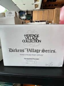 Department-Heritage-Village-Collection-Dickens-Village-Series-Kings-Road-Post-Office