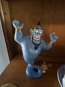 Disneys-Aladdin-Genie-and-Bambi-Figurine-Set-1