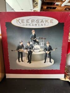 Hallmark-Keepsake-Ornament-The-Beatles-Gift-Set