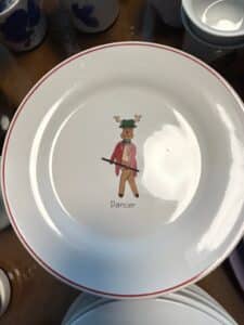 LTD-Commodities-Santas-Reindeer-Salad-or-Dessert-Plates