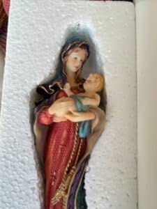 Lenox-Madonna-and-Child-Figurine-second-image