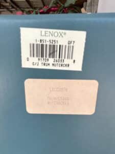 Lenox-Trumpeting-Nutcracker-Figurine-fourth-image
