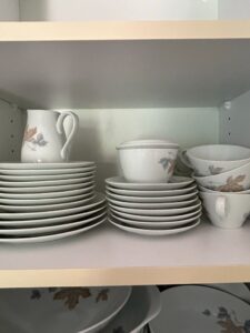 Noritake-Maplewood-China-Set-second-image