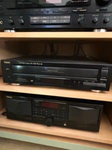 TEAC-PD-D-Compact-Disc-Multi-Player