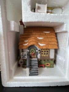 The-Heritage-Village-Collection-Dickens-Village-Series-Lomas-Ltd.-Molasses-Handpainted-Porcelain-third-image