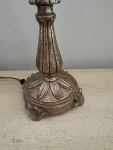 Traditional-Table-Lamp-with-Fluted-Base-second-image
