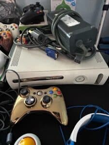 Xbox-Console-Bundle-with-Controllers-and-Games