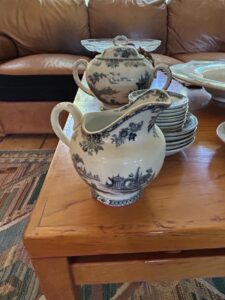 Doulton-Burslem-Madras-Flow-Blue-Sauce-Tureen-with-Underplate-second-image