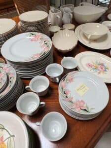 Gibson-Everyday-Floral-Dinnerware-Set