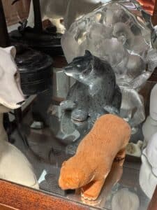 Inuit-Soapstone-Bear-Carving